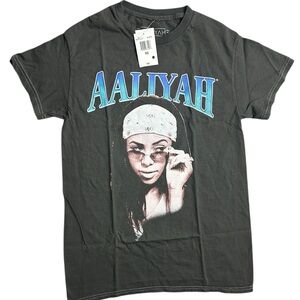 Aaliyah Graphic T-Shirt‎ Black XS – Vintage Style R&B Legend Tee – NWT